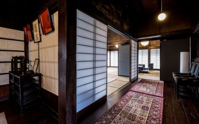 Classic Japan Living Miuraya