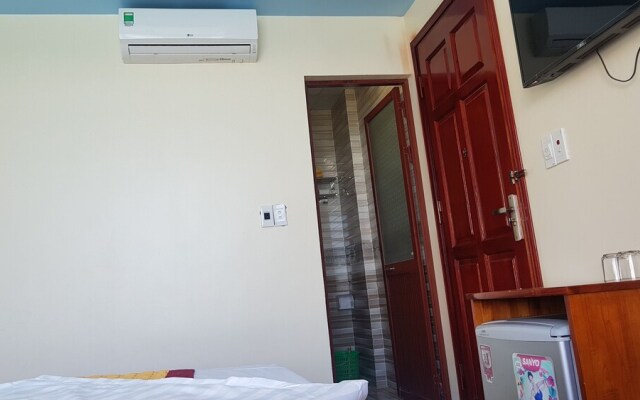 Thu Ha Hotel Catba