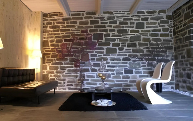 Mikro Papigo 1700 Hotel & Spa