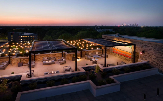 AC Hotel by Marriott Charlotte SouthPark