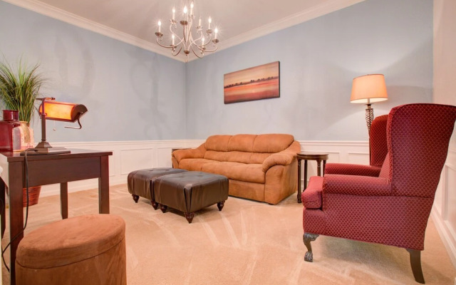 Lakefront Luxury