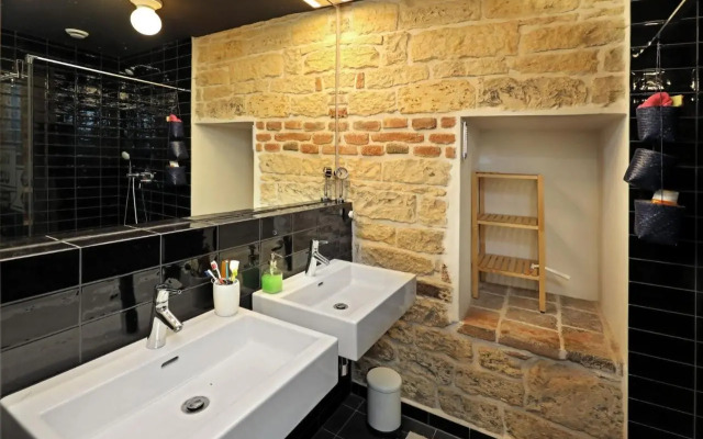 American Loft in the Heart of Prague