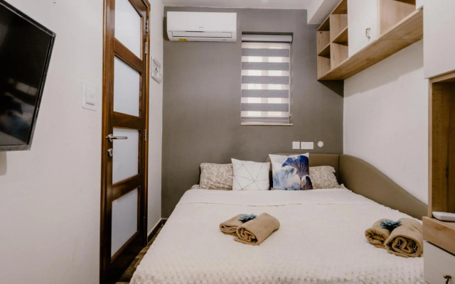 LA88 Bayview Apartment I