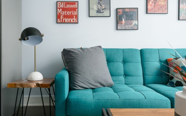 Playful 1BR in Festival Quarter