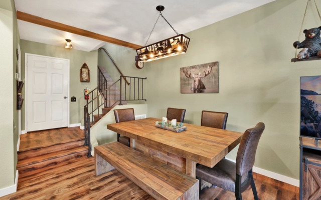 Woodland Retreat #2548