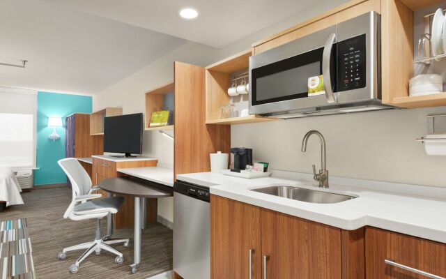 Home2 Suites by Hilton Woodbridge Potomac Mills