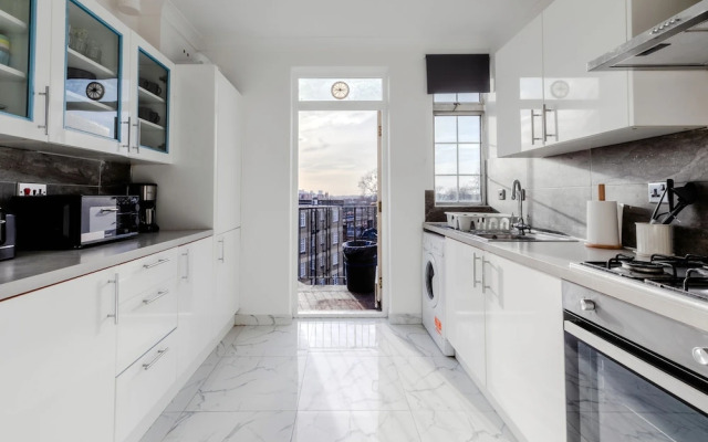 Marble Arch Apartments