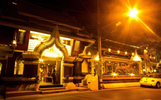 Khum Jao Luang Boutique