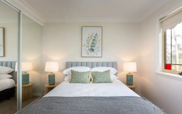 Stunning Katoomba Home With Lush Garden&playground – Guest Rooms – Sydney