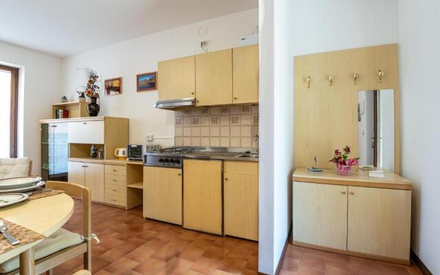 Terraced house on the lakeside of Gravedona - Larihome A04