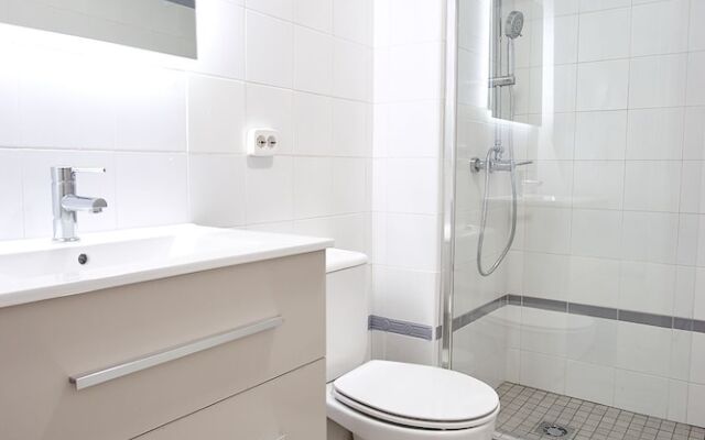 Tranquilo Apto. Reformado En Pleno Centro