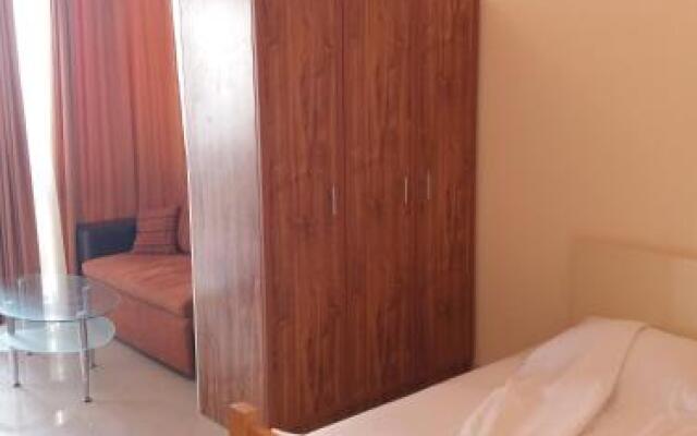 Golden Sea View Apartments