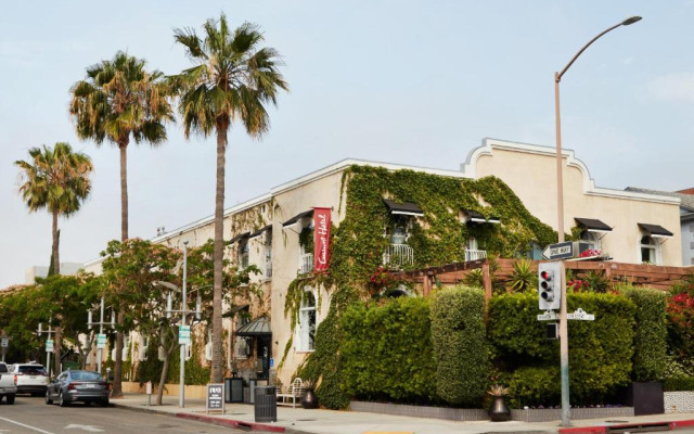 hotelImage
