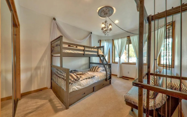 Das Waldhaus 1973p 3 Bedroom Home