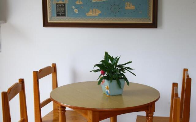 Myrto Studios and Apartments