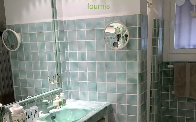 Les Grimaldines - Maison d'Hotes C 2 Bis