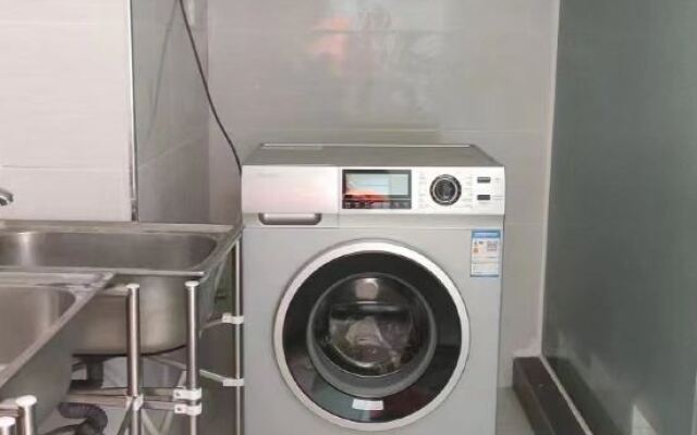 Home Inn Huayi Hotel