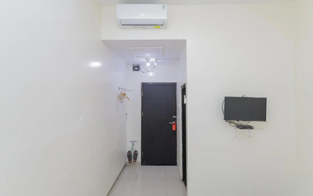 RedDoorz Plus @ K23 Rungkut Madya