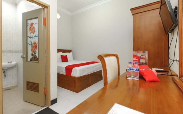 RedDoorz @ Manahan