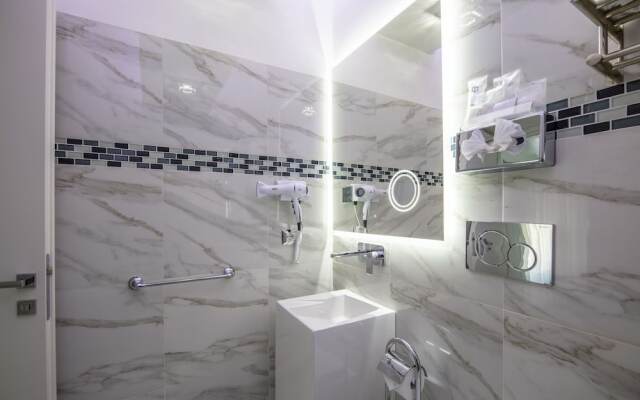 Relais Trevi 133 Boutique Hotel - Adults Only