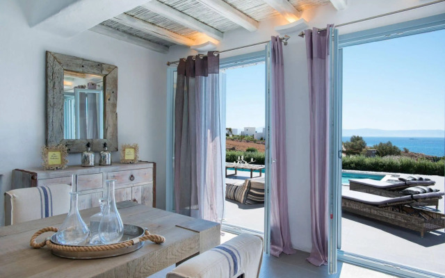 Aelia Paros Villas