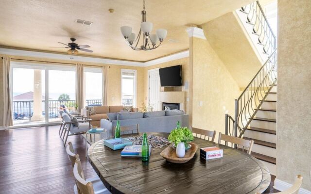 Destiny Way in Destin