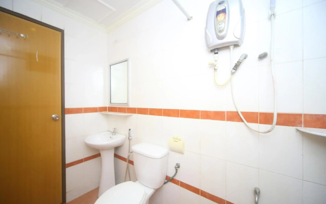 OYO 1027 Hotel London