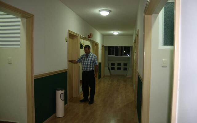 Hoteles Piedra Alta by De Los Perez