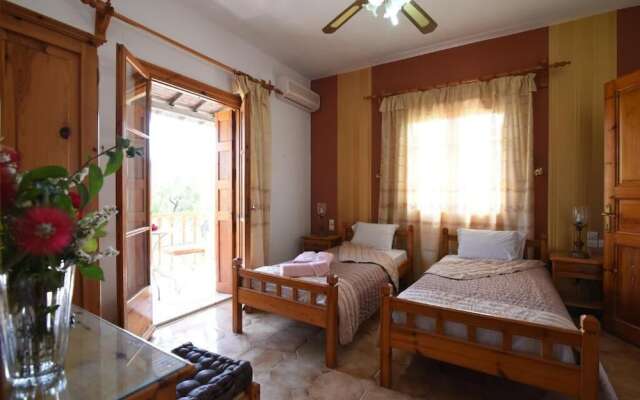 Skopelos Sunny Daze - Spacious Summertime Suite
