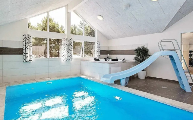 19 Person Holiday Home in Nexo