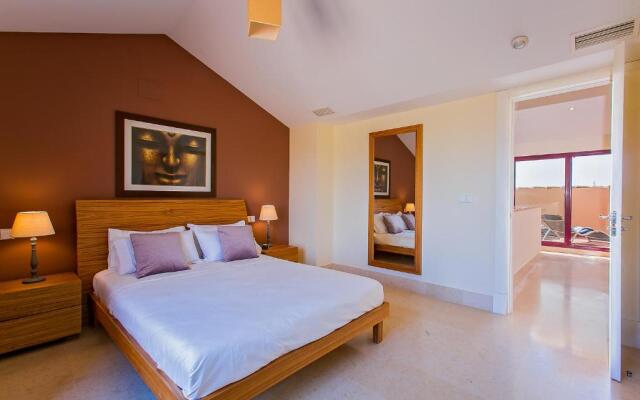 Sotogrande Marina 3 Br Duplex With Large Terrace
