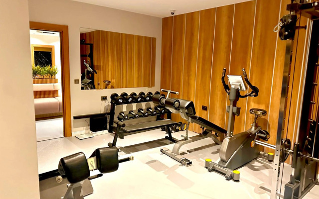 Double Bond Hotel Spa