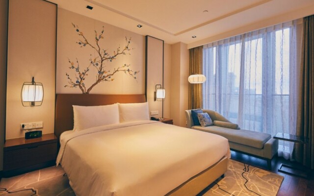 LJZ Supreme Tower Hotel