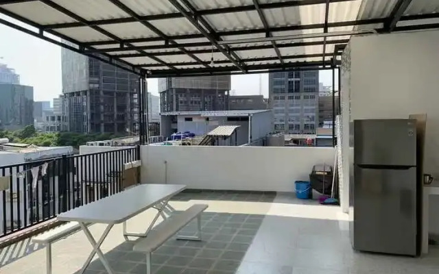 Win Residence