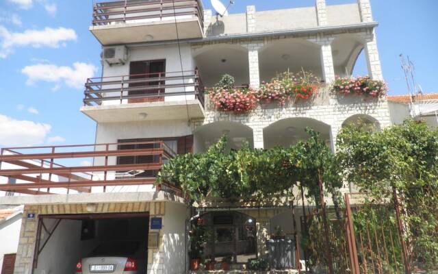 Apartments Romanic Brodarica Two Bedroom A1