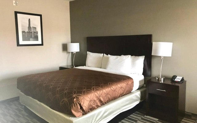 Catoosa Inn & Suites
