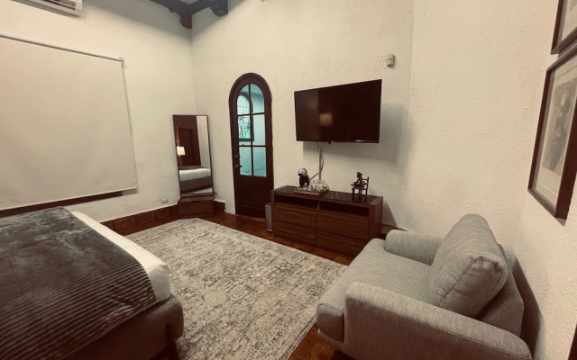 Mina Suites Barrio Antiguo