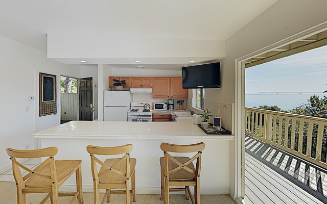 3BR 2BA Summerland Beach Retreat Ocean Views by RedAwning