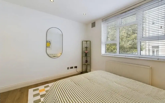 The Earl's Court Hideaway - Warm 3bdr House