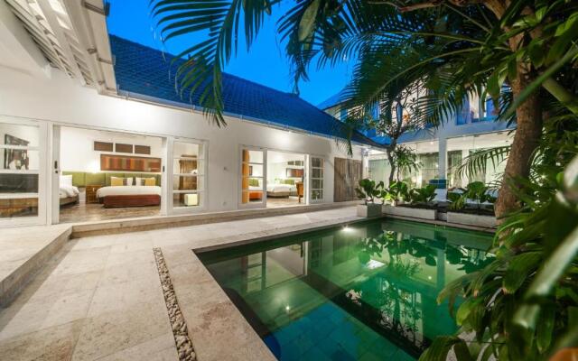 Bathhouse Executive Residence