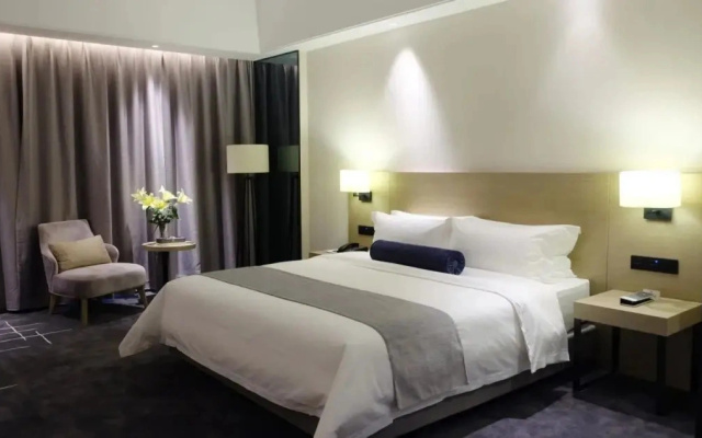 King's land Linxi Hotel