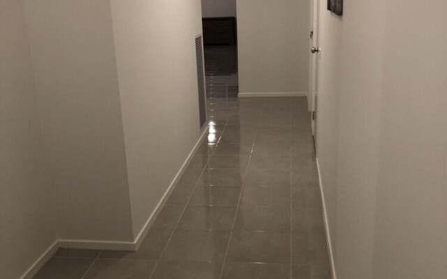 Apple House Tarneit North