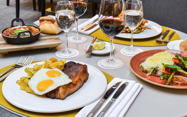 Recoleta Grand, a Tribute Portfolio Hotel