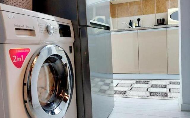 Lovely and extra spacious 1 bedroom, 1 bath.
