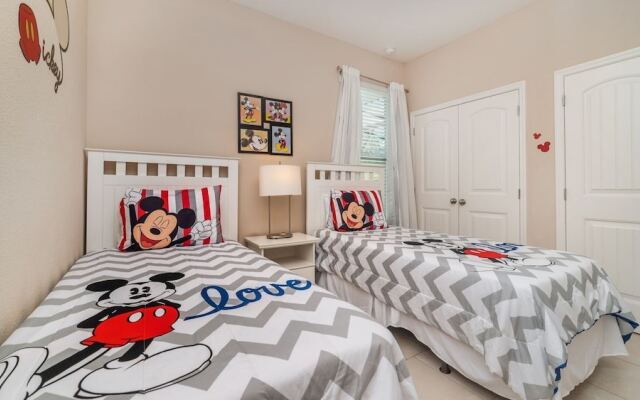 5160 Oakbourne Avenue