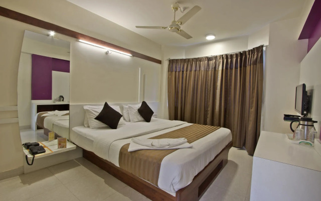 Mannars Residency