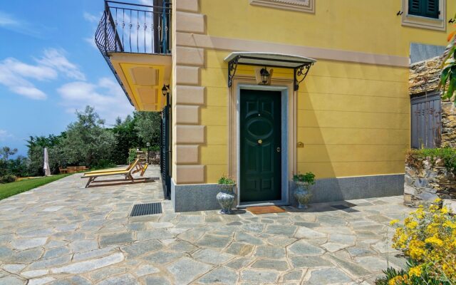Scenic Holiday Home in Pieve Ligure With Private Garden