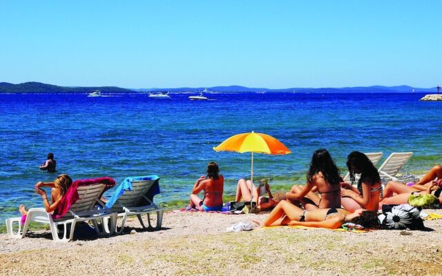 Romantic Oasis -mediterranean Style Studio