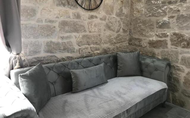 Stone house Chiara Seaview
