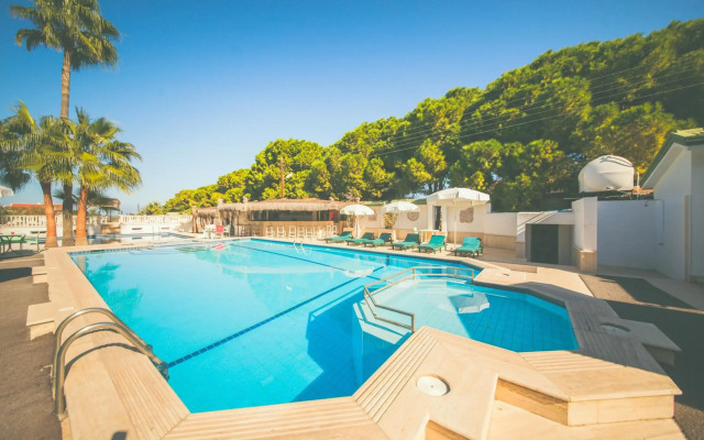 Gillham Vineyard Hotel - Adults Only